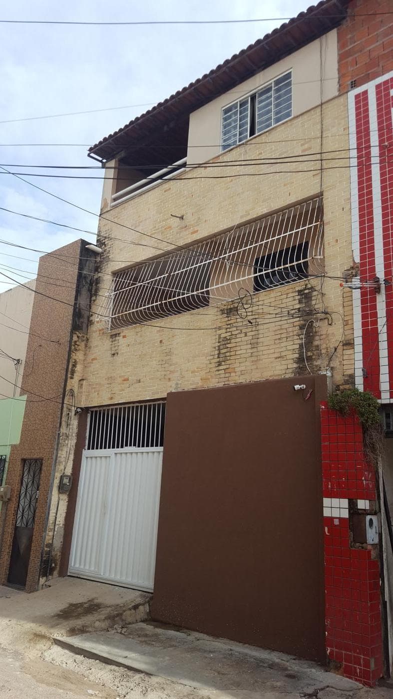 Casa para Venda, em Fortaleza, bairro Joaquim Távora, 3 dormitórios, 4 banheiros, 3 suítes, 1 vaga - foto 1