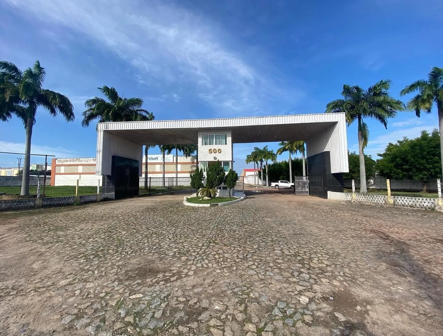 Galpão/Depósito/Armazém na Rua Baturité, 500, Planalto Horizonte em Horizonte, por R$ 18.348/Mês - Viva Real